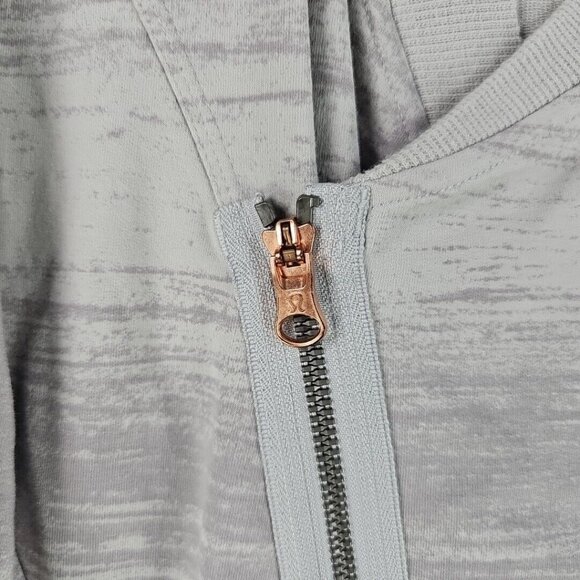 Lululemon Mul Bundle Wrap Womens Size 2 Gray Asymmetric Zip Jacket Athleisure - Picture 3 of 8